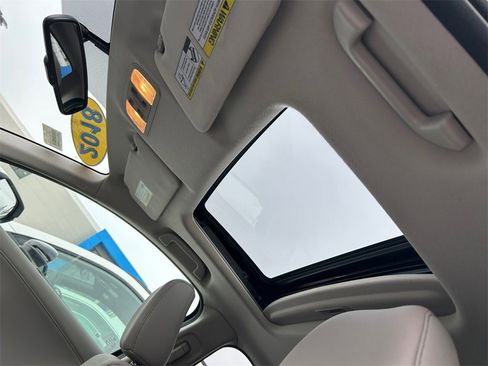 Used 2018 Honda HR-V EX-L image 27