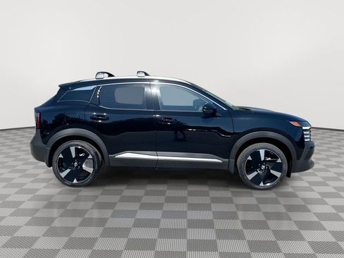 Certified 2026 Nissan Kicks SR w/ SR Premium Package AWD/4WD image 12