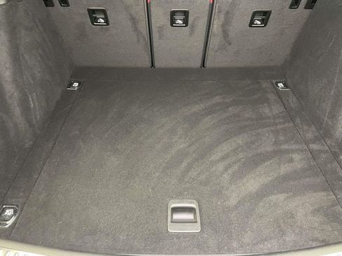 Used 2023 Porsche Macan image 20