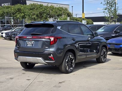 New 2026 Kia Seltos SX