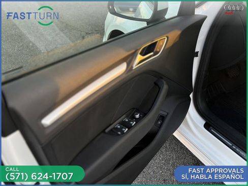 Used 2017 Audi A3 e-tron Premium image 25