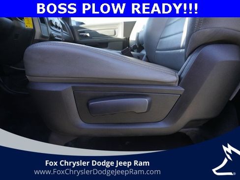 Used 2016 RAM 5500 Tradesman w/ Power & Remote Entry Group image 25