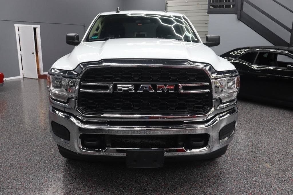 Used 2020 RAM 2500 Tradesman w/ Chrome Appearance Group AWD/4WD image 7