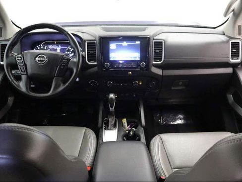 Used 2022 Nissan Frontier SV image 19