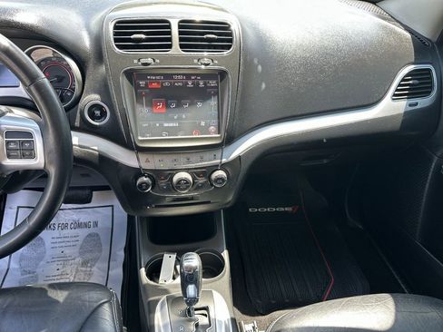 Used 2013 Dodge Journey SXT w/ Flexible Seating Group FWD image 12