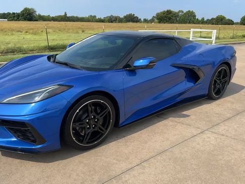 Used 2022 Chevrolet Corvette Stingray Premium Conv w/ Battery Protection Package RWD image 5