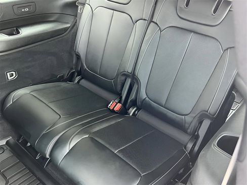 Used 2022 Jeep Grand Cherokee L Overland w/ Luxury Tech Group IV image 21