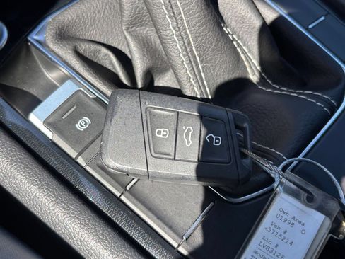 Used 2026 Volkswagen Taos S FWD image 25