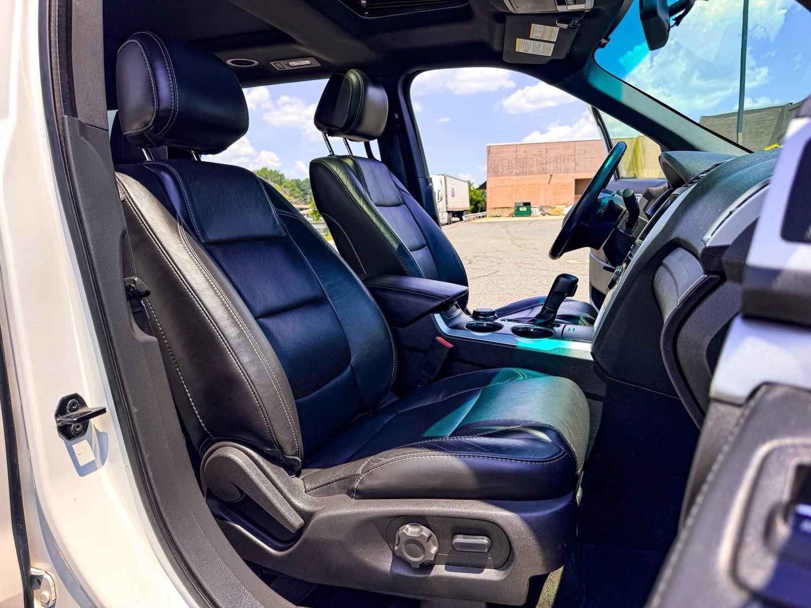 Used 2014 Ford Explorer Sport AWD/4WD image 19