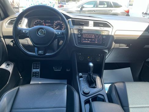 Used 2019 Volkswagen Tiguan SEL R-Line AWD/4WD image 6
