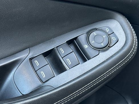 Used 2025 Buick Encore GX Preferred FWD image 13