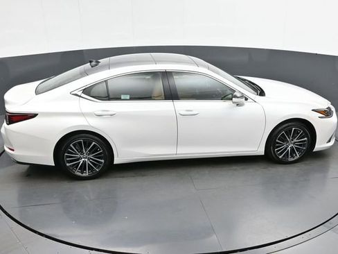 Used 2025 Lexus ES 350 w/ Premium Package FWD image 39