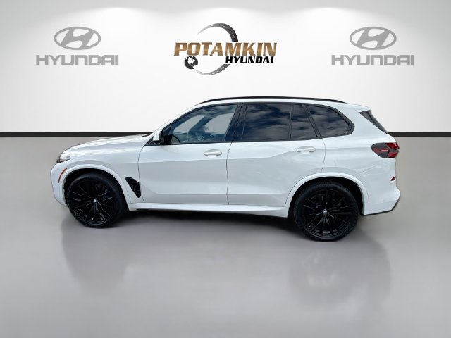 Used 2024 BMW X5 sDrive40i w/ M Sport Package RWD image 8