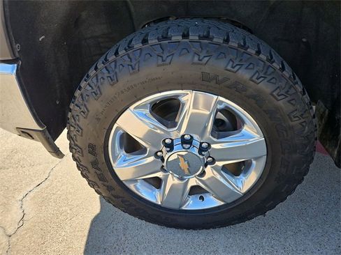 Used 2022 Chevrolet Silverado 2500 LTZ w/ LTZ Plus Package image 31