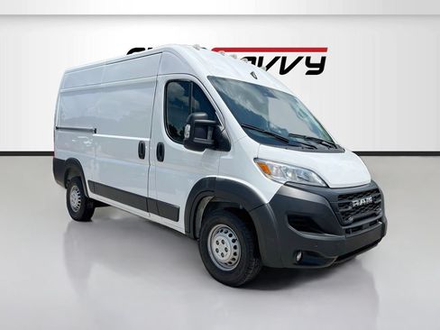 Used 2024 RAM ProMaster 1500 w/ Safety Group FWD image 1