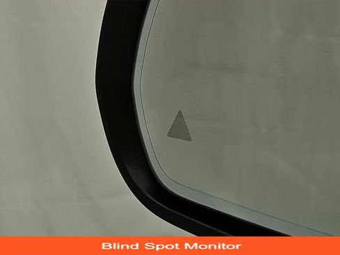 Used 2022 Mercedes-Benz GLB 250 4MATIC image 14