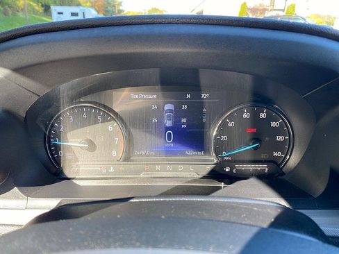 Certified 2022 Ford Explorer XLT w/ Equipment Group 202A image 19