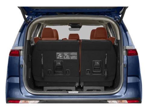Used 2023 Kia Carnival SX FWD image 25
