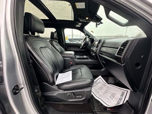 Used 2020 Ford Expedition Limited image 29