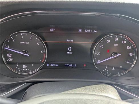 Used 2023 Buick Envision Essence image 11