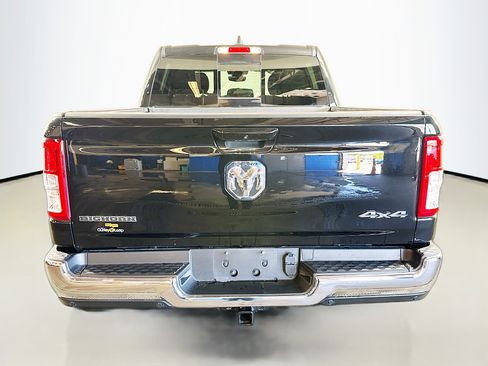 Used 2022 RAM 1500 Big Horn AWD/4WD image 6