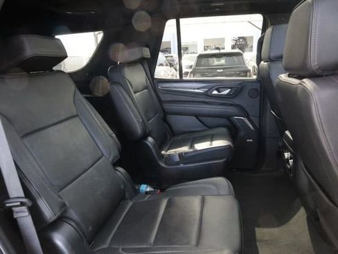 Used 2023 GMC Yukon Denali image 28