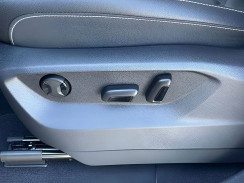 New 2026 Volkswagen Atlas SE image 12