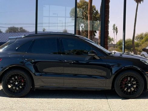 Used 2017 Porsche Macan GTS AWD/4WD image 20