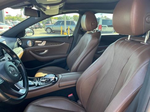 Used 2017 Mercedes-Benz E 300 4MATIC image 25