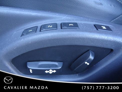 Used 2015 Volvo V60 T5 Premier FWD image 11