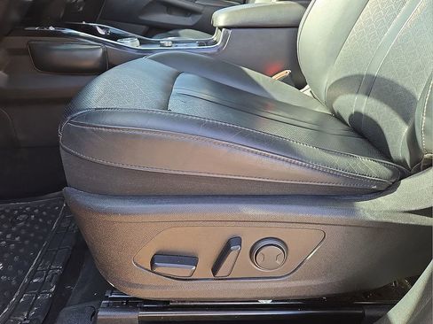 Used 2022 Kia Sorento SX w/ Panoramic Sunroof Package AWD/4WD image 24
