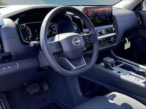 New 2026 Nissan Pathfinder SV FWD image 7