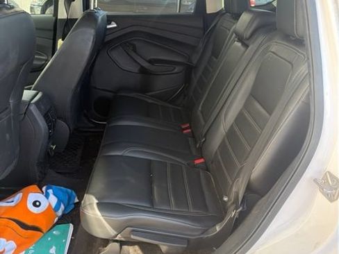 Used 2019 Ford Escape SEL FWD image 11