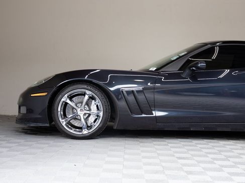 Used 2013 Chevrolet Corvette Grand Sport w/ 2LT Preferred Equipment Group image 9
