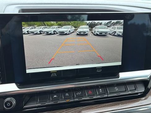 Used 2024 Chevrolet Silverado 1500 RST w/ Z71 Off-Road Package image 26