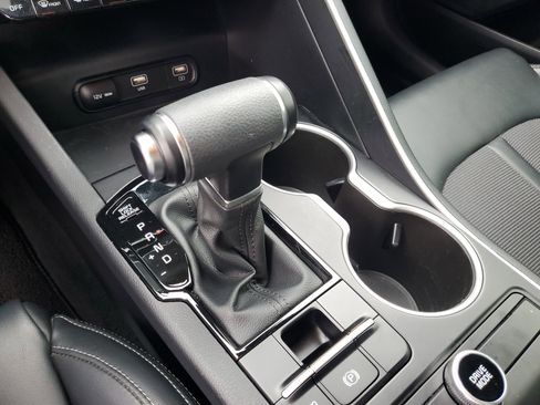 Used 2023 Kia K5 GT-Line image 33