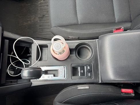 Used 2015 Subaru Outback 2.5i Premium image 23