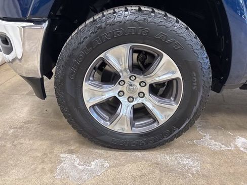 Used 2020 RAM 1500 Laramie image 11