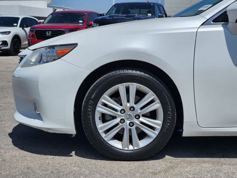 Used 2013 Lexus ES 350 w/ Premium Pkg FWD image 9