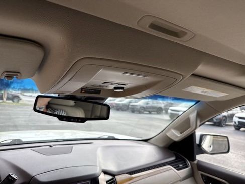 Used 2017 GMC Yukon Denali image 17