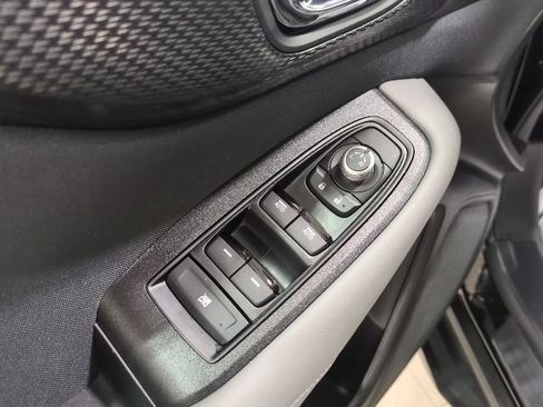 Certified 2025 Subaru Outback Premium image 16