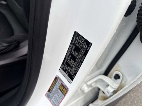 Certified 2023 Hyundai Tucson Limited w/ Winter Package image 21