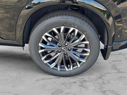 New 2026 Nissan Rogue Platinum w/ Platinum Premium Package image 3