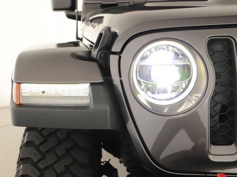 Used 2021 Jeep Wrangler Unlimited Rubicon AWD/4WD image 35