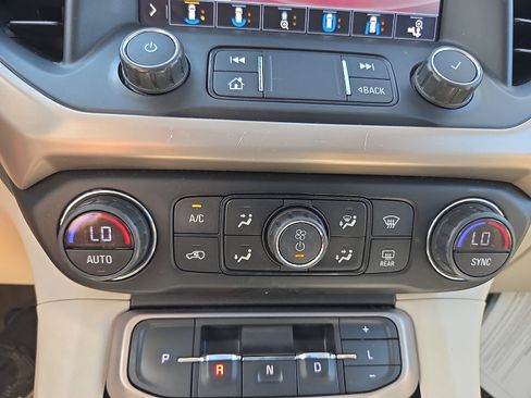 Used 2020 GMC Acadia Denali w/ Denali Ultimate Package image 14