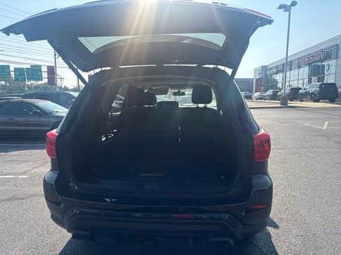Used 2020 Nissan Pathfinder SL AWD/4WD image 16
