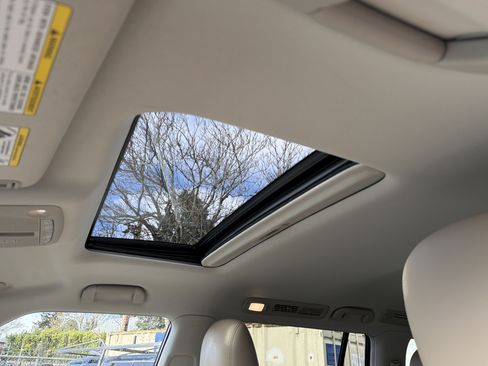 Used 2019 Nissan Armada SL w/ Premium Package RWD image 15