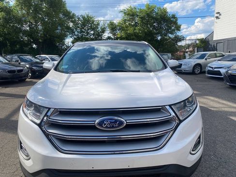 Used 2018 Ford Edge SEL w/ Equipment Group 201A AWD/4WD image 3