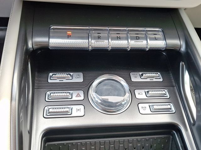 New 2026 Lincoln Nautilus Reserve w/ Jet Appearance Package AWD/4WD image 9