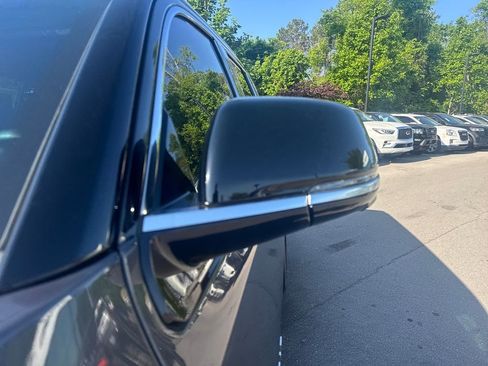 Used 2024 Jeep Grand Wagoneer Series I w/ HD Trailer Tow Package image 38